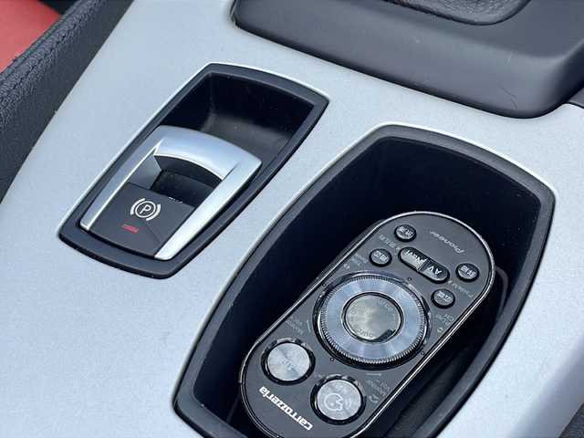 ＢＭＷ Ｚ４ sDrive23i Sエッセンス 千葉県 2010(平22)年 7.1万km アルピンホワイトⅢ ナビ　赤革シート　パワーシート　電動オープン　ミラーＥＴＣ　パドルシフト　ＳＰＯＲＴボタン　マット　オートワイパー　オートライト　ＨＩＤ　１７インチＡＷ　直列６気筒ＤＯＨＣエンジン 204ps