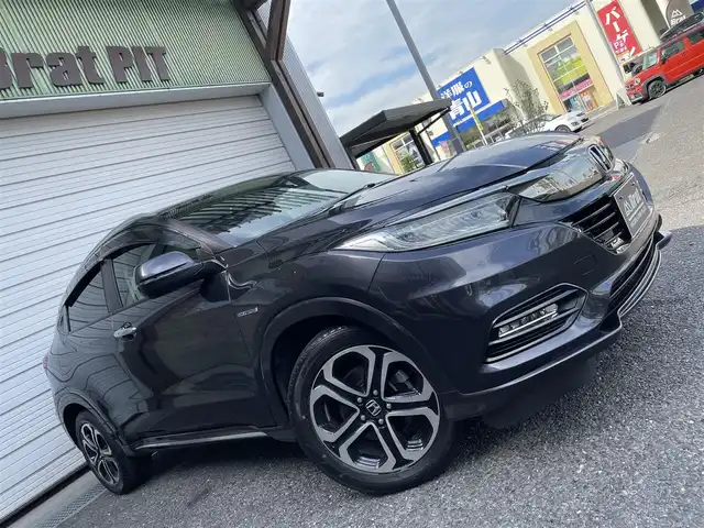 ホンダ ヴェゼル ハイブリッド Z ホンダセンシング 福島県 2020(令2)年 7万km ルーセブラックM SDナビ/バックカメラ/フルセグTV/LEDヘッドライト/ルーフレール/ハーフレザーシート/前席シートヒーター/ETC/レーダークルーズコントロール/コンフォートビューパッケージ