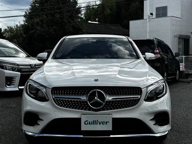 メルセデス・ベンツ ＧＬＣ２２０ d 4マチックスポーツ 熊本県 2020(令2)年 7.5万km ポーラホワイト ワンオーナー/純正ナビ/【Bluetooth/CD/AM/FM】/全周囲カメラ/バックカメラ/アダプティブクルーズコントロール/アクティブブレーキアシスト/アクティブステアリングアシスト/レーンキープアシスト/ブラインドスポットアシスト/コーナーセンサー/オートLEDヘッドライト/パドルシフト/ハーフレザーシート/前席シートヒーター/純正19インチAW/ウィンカーミラー/革巻きステアリング/ステアリングスイッチ/ドライブレコーダー/ETC2.0/スマートキー/プッシュスタート/純正フロアマット/保証書/スペアキー