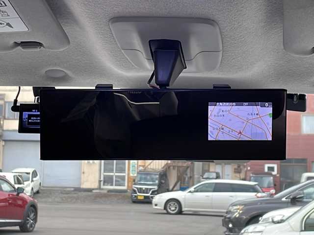 トヨタ ルーミー カスタムG 道北・旭川 2019(平31)年 4.7万km パールホワイトⅢ /４WD//禁煙車//寒冷地仕様//純正SDナビ/CD/DVD/SD/BT/TV//両側パワースライドドア//バックカメラ//スマートアシスト３/衝突回避支援ブレーキ/衝突警報機能/誤発進抑制機能/車線逸脱警報/先行車発進告知/オートハイビーム//純正エンジンスターター//社外ドライブレコーダー//ミラー型社外レーダー//アイドリングストップ//オートエアコン//フロントデアイサー//前席シートヒーター//革巻きステアリング//ステリングスイッチ//クルーズコントロール//オートライト//LEDヘッドライト//LEDフォグランプ//ミラーウィンカー//ドアバイザー//夏タイヤ積込み//スペアキー