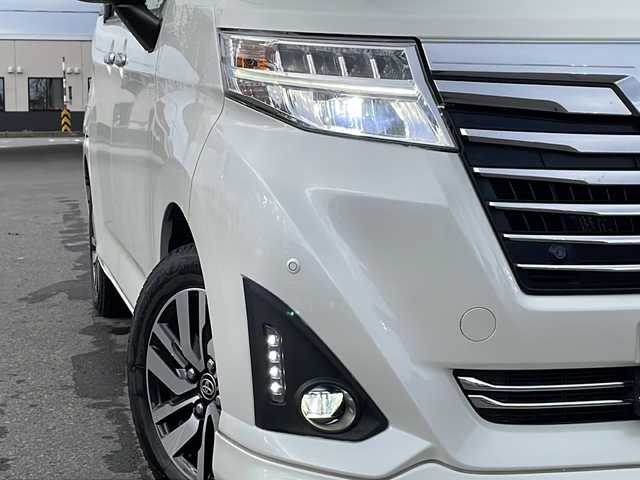 トヨタ ルーミー カスタムG 道北・旭川 2019(平31)年 4.7万km パールホワイトⅢ /４WD//禁煙車//寒冷地仕様//純正SDナビ/CD/DVD/SD/BT/TV//両側パワースライドドア//バックカメラ//スマートアシスト３/衝突回避支援ブレーキ/衝突警報機能/誤発進抑制機能/車線逸脱警報/先行車発進告知/オートハイビーム//純正エンジンスターター//社外ドライブレコーダー//ミラー型社外レーダー//アイドリングストップ//オートエアコン//フロントデアイサー//前席シートヒーター//革巻きステアリング//ステリングスイッチ//クルーズコントロール//オートライト//LEDヘッドライト//LEDフォグランプ//ミラーウィンカー//ドアバイザー//夏タイヤ積込み//スペアキー