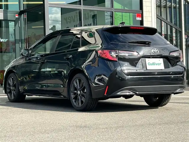 トヨタ カローラツーリング ダブルバイビー 愛媛県 2020(令2)年 4.9万km ブラックマイカ 純正9型ディスプレイオーディオ/バックカメラ/前後ドライブレコーダー/トヨタセーフティセンス/衝突被害軽減装置/車線逸脱防止装置/レーダークルーズコントロール/ブラインドスポットモニター/クリアランスソナー/ステアリングリモコン/ハーフレザー/ETC/電動パーキングブレーキ/電格ミラー/ヒートミラー/ヘッドライトレベライザー/トノカバー/純正布生地ラゲッジマット/LEDヘッドライト/現状サマー(純正AW)(215/45/R17)/TOYO TRANPATH mpZ
