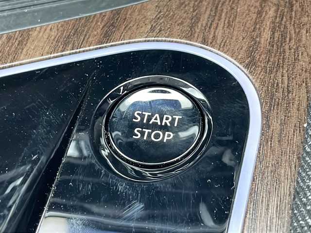 日産 オーラ G レザーエディション 千葉県 2024(令6)年 0.9万km 黒 純正ナビ/BT/TV/HDMI/Applecare/プロパイロット/レーダークルーズコントロール/レーンキープ/衝突軽減/クリアランスソナー/標識検知/BSM/全方位カメラ/電動パーキング/オートホールド/オートハイビーム/ワイヤレス充電/BOSEサウンド/レザーシート/デジタルインナーミラー/ビルトインETC2.0/LEDフォグ/スマートキー/プッシュスタート