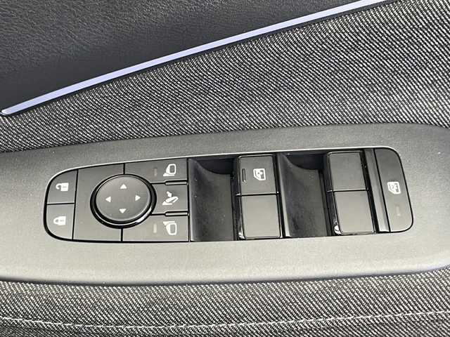 日産 オーラ G レザーエディション 千葉県 2024(令6)年 0.9万km 黒 純正ナビ/BT/TV/HDMI/Applecare/プロパイロット/レーダークルーズコントロール/レーンキープ/衝突軽減/クリアランスソナー/標識検知/BSM/全方位カメラ/電動パーキング/オートホールド/オートハイビーム/ワイヤレス充電/BOSEサウンド/レザーシート/デジタルインナーミラー/ビルトインETC2.0/LEDフォグ/スマートキー/プッシュスタート