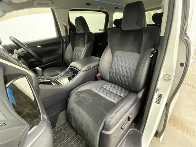 トヨタ ヴェルファイア Z Gエディション 岡山県 2015(平27)年 6.7万km ホワイトパールクリスタルシャイン ALPINE10インチナビ/・FM/AM/Bluetooth/フルセグ/CD/DVD/ALPINE12.8インチフリップダウンモニター/ALPINEサウンドシステム/ハーフレザーシート/・パワーシート/・シートメモリー/パワーバックドア/ETC/トヨタセーフティーセンス/・プリクラッシュセーフティ/・レーンキープアシスト/・レーダークルーズコントロール/・コーナーセンサー/電動パーキング/両側パワースライドドア/LEDヘッドライト/ドアバイザー/新車保証書/取扱説明書