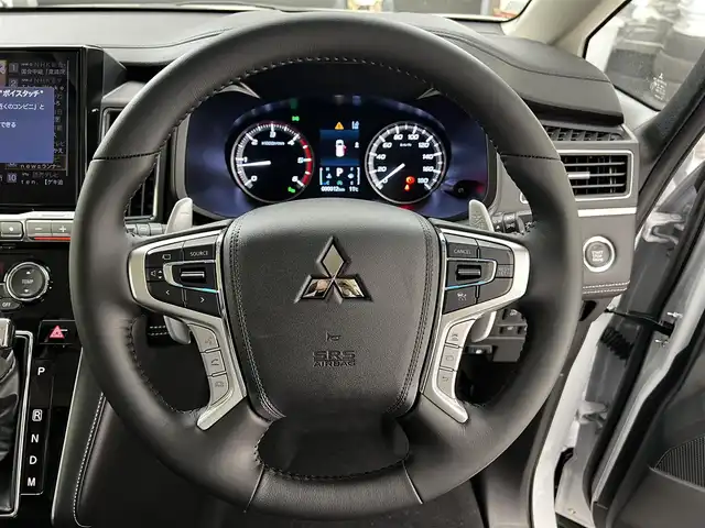 三菱 デリカＤ：５ シャモニー 滋賀県 2025(令7)年 0.1千km パールⅡ 登録済み未使用車/ALPINE製11インチナビ/全方位カメラ/両側パワースライドドア/ハーフレザーシート/追従クルーズコントロール/ブラインドスポットモニタリング/LEDヘッドライト/オートマチックハイビーム/D席パワーシート/D/Nシートヒーター/ステアリングヒーター/パワーバックドア/AC100V電源/電動パーキングブレーキ/オートブレーキホールド/パドルシフト/プッシュスタート/スマートキー/ステアリングリモコン