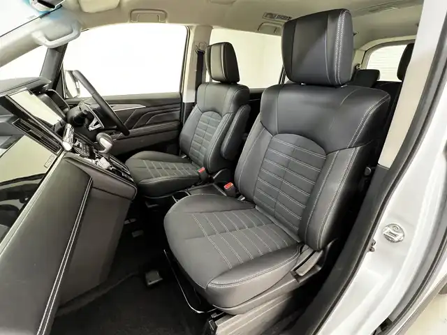 三菱 デリカＤ：５ シャモニー 滋賀県 2025(令7)年 0.1千km パールⅡ 登録済み未使用車/ALPINE製11インチナビ/全方位カメラ/両側パワースライドドア/ハーフレザーシート/追従クルーズコントロール/ブラインドスポットモニタリング/LEDヘッドライト/オートマチックハイビーム/D席パワーシート/D/Nシートヒーター/ステアリングヒーター/パワーバックドア/AC100V電源/電動パーキングブレーキ/オートブレーキホールド/パドルシフト/プッシュスタート/スマートキー/ステアリングリモコン