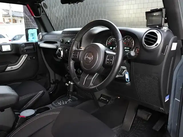 クライスラー・ジープ ジープ ラングラー サハラ 静岡県 2015(平27)年 5.9万km アンヴィル アンヴィルカラー/JAOS BATTLAZステンレスマフラー/JAOSマッドガード/社外エアクリーナー/社外インテークパイプ/背面タイヤ/ＲＡＮＣＨＯショックアブソーバ/社外バックカメラ/LEDヘッドライト/キーレス/ETC