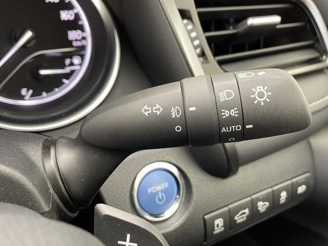 トヨタ カムリ WS 千葉県 2019(平31)年 1.2万km プラチナホワイトパールマイカ ブラインドスポットモニター/パドルシフト/純正ナビ（ＢＴ／ＤＶＤ／ＣＤ／ＴＶ）/ビルトインＥＴＣ/バックカメラ/レーンキープ/オートライト/オートハイビーム/ＬＥＤヘッドライト/プッシュスタート/スマートキー/ドライブレコーダー/ハーフレザーシート/純正AW