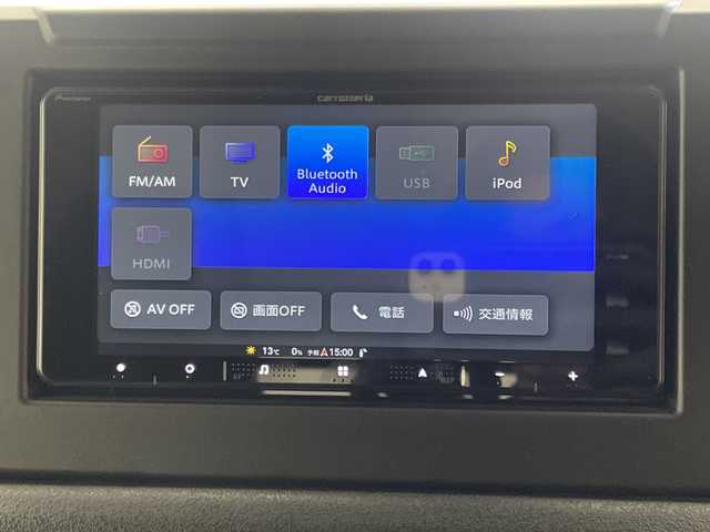 スズキ ジムニー シエラ JC 愛媛県 2025(令7)年 0.5万km ミディアムグレー ダムドlittle G. フロントグリル/ダムドlittle G. フロントバンパー/ダムドlittle G. オーバーフェンダー/ダムドlittle G. リアバンパー/背面ハードタイヤカバー/サイドメッキモール/デジタルインナーミラー//社外ナビ　ダムドトリムＧグリル＆バンパー　デジタルインナーミラー　ＥＴＣ　クルーズコントロール　コーナーセンサー　レーンアシスト　衝突被害軽減ブレーキ　バックカメラ　背面タイヤ　禁煙車