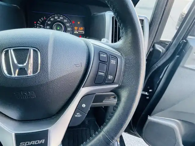 ホンダ ステップワゴン スパーダ S 岡山県 2014(平26)年 10万km プレミアムスパークルブラックパール (株)IDOMが運営する【じしゃロン岡山店】の自社ローン専用車両です。こちらは現金またはオートローンご利用時の価格です。 自社ローンご希望の方は別途その旨お申し付け下さい/・社外ナビゲーション/・バックカメラ/・片側電動スライドドア/・ＥＴＣ/・シートカバー