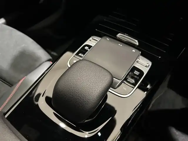 メルセデス・ベンツ Ａ１８０ スタイル AMGライン 愛知県 2019(令1)年 2.7万km ポーラホワイト ヘッドアップディスプレイ/ハーフレザーシート/レーダーセーフティーパッケージ/マルチビームLEDヘッドライト/ドライブレコーダー/MBUXナビ/360°カメラ/ETC