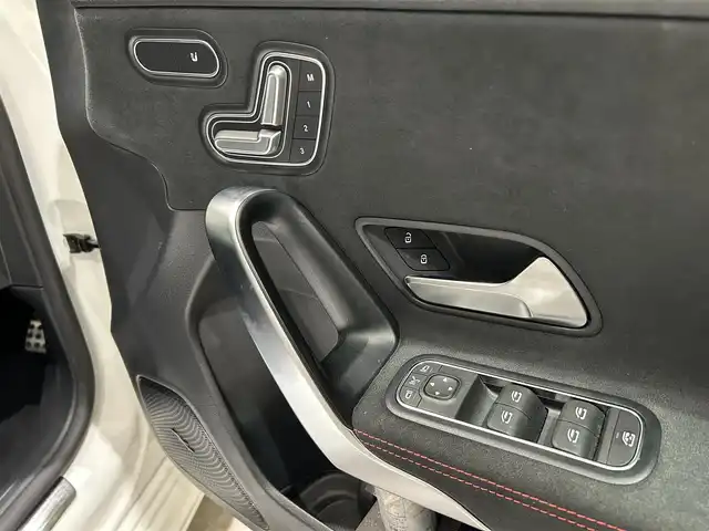 メルセデス・ベンツ Ａ１８０ スタイル AMGライン 愛知県 2019(令1)年 2.7万km ポーラホワイト ヘッドアップディスプレイ/ハーフレザーシート/レーダーセーフティーパッケージ/マルチビームLEDヘッドライト/ドライブレコーダー/MBUXナビ/360°カメラ/ETC