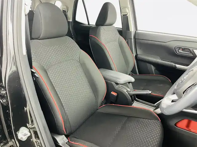 トヨタ ライズ Z 福島県 2020(令2)年 6.9万km ブラックマイカメタリック スマートアシスト/・衝突回避支援ブレーキ　/・機能衝突警告機能　/・全車速追従機能付ＡＣＣ/・レーンキープコントロール　/・車線逸脱警報機能　/・車線逸脱抑制制御機能　/・コーナーセンサー　/・パノラミックビューモニター/・アダプティブドライビングビーム/・標識認識機能/・先行車発進お知らせ機能/・誤発進抑制制御機能/・ふらつき警報/純正ディスプレイオーディオナビ/・Bluetooth/USB/AM・FM/applecarplay/・バックカメラ/・ETC/前後ドライブレコーダー/革巻きステアリング/・ステアリングスイッチ/シートヒーター/プッシュスタート/・スマートキー/・スペアキー/LEDライト/・フォグライト/・オートライト/純正フロアマット/ドアバイザー/電動格納ウィンカーミラー/・オートミラー