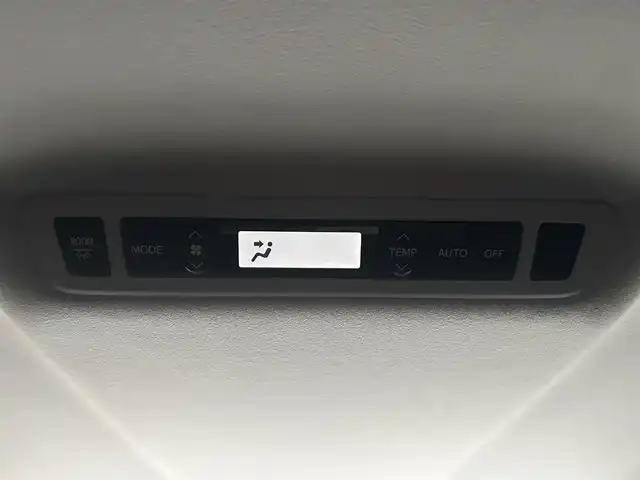 トヨタ ヴェルファイア 2．4Z プラチナセレⅡ ゴールド 和歌山県 2010(平22)年 13.4万km ブラック 純正7インチナビ/バックカメラ/ビルトインETC/前方ドライブレコーダー/両側パワースライド/前後コーナーセンサー/オットマン/オートライト/ツイーター（パイオニア）/電動リアゲート/フルオートパワーウィンドウ/ステアリングリモコン/オートワイパー/ドアバイザー/HIDヘッドライト/プッシュスタート