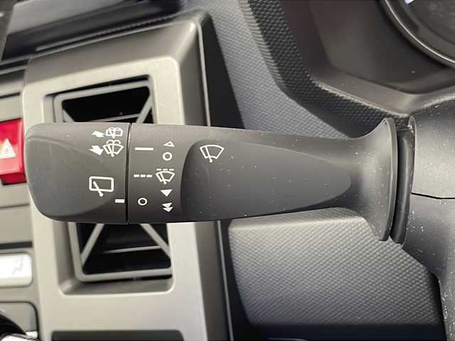 ダイハツ タフト G ターボ クロムベンチャー 千葉県 2022(令4)年 3.2万km サンドベージュメタリック 社外ナビMDV-D409BTW(AM/FM/CD/DVD/TV/BT)/純正15インチアルミホイール/ルーフレール/ガラスルーフ/LEDヘッドライト/LEDフォグライト/スマートキー×2/革巻きステアリング/ステアリングスイッチ/プッシュスタート/オートライト/追従クルーズコントロール/コーナーセンサー/衝突軽減ブレーキ/バックカメラ/ETC/電子パーキング/ブレーキホールド/純正フロアマット/シートヒーター(D+N席)/禁煙車/取扱説明書/保証書