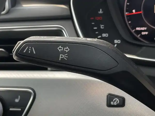 アウディ Ａ４ アバント 1．4TFSIスポーツ 三重県 2018(平30)年 5.4万km グレイシアホワイトメタリック コンビニエンスＰＫＧ　/アシスタンスベーシックＰＫＧ　/ＡＣＣ　/パワーシート　/シートヒーター　/ＬＥＤライト　/バーチャルＣＰ　/アウディプレセンス　/純正１７ＡＷ　/純正ナビ　/バックカメラ　/純正前後ドラレコ/電動リアゲート