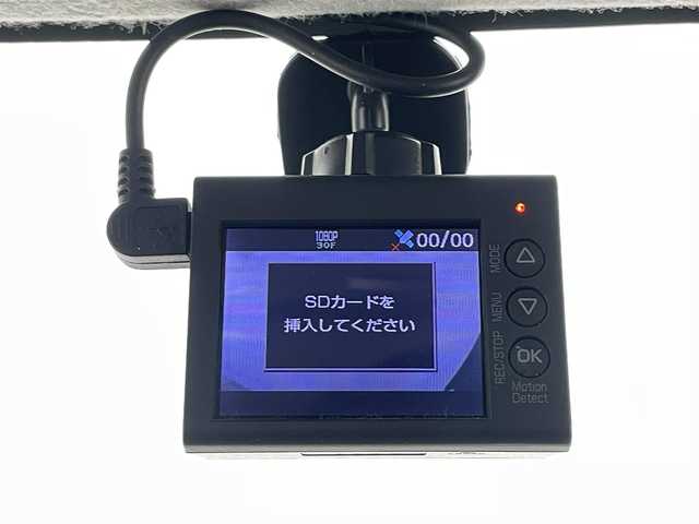 トヨタ タンク カスタムG－T 富山県 2017(平29)年 4.8万km ブラックマイカ/マゼンダベリーメタリック 純正9型ナビ（AM/FM/CD/DVD/SD/BT）/フルセグTV/バックカメラ/両側パワースライドドア/クルーズコントロール/衝突被害軽減ブレーキシステム/レーンキープアシスト/コーナーセンサー/横滑り防止装置/オートライト/LEDヘッドライト/ドライブレコーダー/ETC/スマートキー×２/プッシュスタート/アイドリングストップ/純正フロアマット