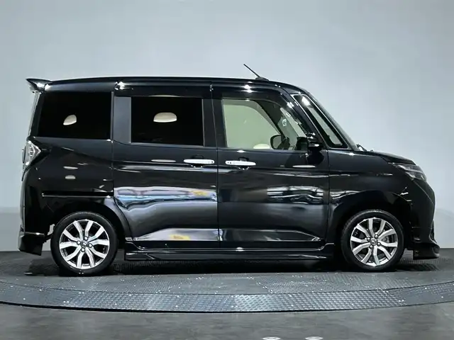 トヨタ タンク カスタムG－T 愛媛県 2019(令1)年 2.4万km ブラックマイカメタリック 純正9インチナビ　純正12インチフリップダウンモニター　パノラミックビューモニタ‐　モデリスタエアロ　GPSレーダー　HDMI 　シートヒーター LEDヘッドライト　オートセキュリティー　純正アルミホイール　GPSレーダー 前後ドライブレコーダー　ETC2.0　フルセグTV　　