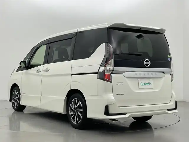 日産 セレナ ハイウェイスター G 熊本県 2020(令2)年 3.2万km ブリリアントホワイトパール 純正10インチナビ（ＣＤ・ＤＶＤ・フルセグ・ＢＴ）/全周囲カメラ　/ビルトインＥＴＣ　/純正前方ドライブレコーダー　/純正11インチフリップダウンモニター/両側パワースライドドア　/前後クリアランスソナー　/プロパイロット　/エマージェンシーブレーキ/ブラインドスポットモニター/レーンキープアシスト/標識認識機能/ふらつき警報機能/横滑り防止/アイドリングストップ/電動パーキングブレーキ/ブレーキホールド/純正フロアマット/純正１６インチAW/オートライト/LEDヘッドライト/スマートキー/プッシュスタート/スペアキー1本/