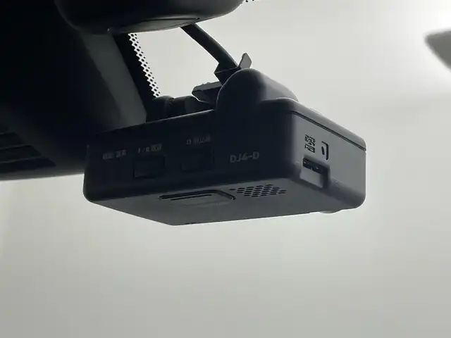 日産 エクストレイル 20Xi 岡山県 2018(平30)年 5.3万km ブリリアントホワイトパール 純正９インチナビ/（CD/DVD/フルセグ/USB/Carplay/AUX）/プロパイロット/衝突軽減ブレーキ/アラウンドビューモニター/コーナーセンサー/レーンキープアシスト/踏み間違い防止/ビルトインＥＴＣ/ＬＥＤヘッドライト/オートライト/オートハイビーム/フォグランプ/ブラインドスポットモニター/デジタルインナーミラー/ドライブレコーダー/オートブレーキホールド/ルーフレール/純正フロアマット/純正18インチAW/電動リアゲート/プッシュスタート/ISOFIX/ステアリングスイッチ/シートリフター/ウインカーミラー/ドアバイザー/スマートキー×２/取扱説明書