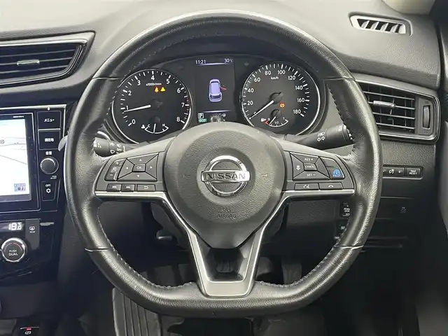 日産 エクストレイル 20Xi 岡山県 2018(平30)年 5.3万km ブリリアントホワイトパール 純正９インチナビ/（CD/DVD/フルセグ/USB/Carplay/AUX）/プロパイロット/衝突軽減ブレーキ/アラウンドビューモニター/コーナーセンサー/レーンキープアシスト/踏み間違い防止/ビルトインＥＴＣ/ＬＥＤヘッドライト/オートライト/オートハイビーム/フォグランプ/ブラインドスポットモニター/デジタルインナーミラー/ドライブレコーダー/オートブレーキホールド/ルーフレール/純正フロアマット/純正18インチAW/電動リアゲート/プッシュスタート/ISOFIX/ステアリングスイッチ/シートリフター/ウインカーミラー/ドアバイザー/スマートキー×２/取扱説明書