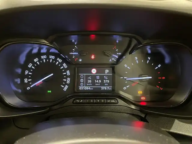 シトロエン ベルランゴ フィール 熊本県 2022(令4)年 3.2万km ブランバンキーズ 純正ディスプレイオーディオ（AppleCarPlay、Bluetooth）/サイドカメラ/バックカメラ/クルーズコントロール/ETC/衝突軽減B/インテリジェントハイビーム/コーナーセンサー/ドライブレコーダー