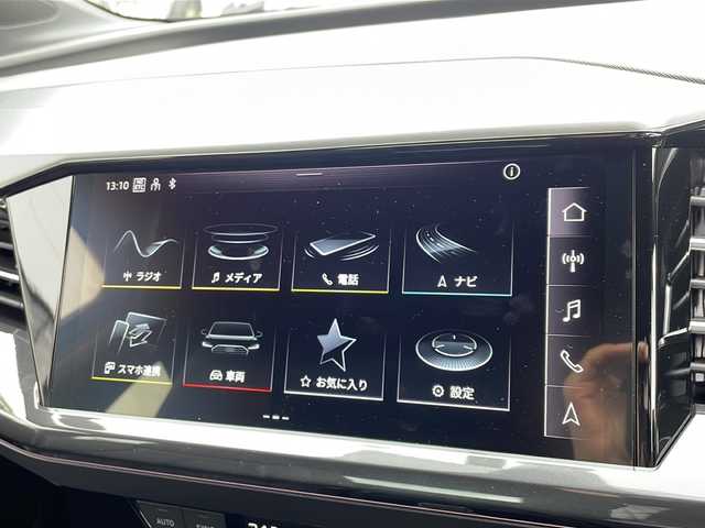 アウディ Ｑ４ ｅ－トロン SB 40e－トロン Sライン 新潟県 2022(令4)年 1.8万km アイスシルバーメタリック ワンオーナー/純正メモリナビ/〈BT／AM／FM〉/全方位カメラ/電動リアゲート/レザーシート/シートメモリー/シートヒーター/ヘッドアップディスプレイ/アダプティブドライブアシスト/パドルシフト/充電ケーブル積載/オートマチックハイビーム/マトリクスLEDライト/チャイルドロック/ETC2.0/リアアームレスト/USB端子入力/スペアキー/保証書/取り扱い説明書