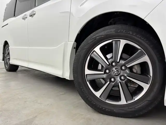 トヨタ ノア Si ダブルバイビー 福岡県 2018(平30)年 7.5万km ホワイトパールクリスタルシャイン ワンオーナー　/純正９型ナビ（フルセグＴＶ）　/バックカメラ　/ビルトインＥＴＣ　/クルーズコントロール　/衝突軽減ブレーキ　/レーンキープ　/先行車発進　/オートマチックハイビーム　/ＭＴモード付き　/両側電動スライドドア　/ハーフレザー　/ＬＥＤヘッドライト　/純正１６インチアルミホイール