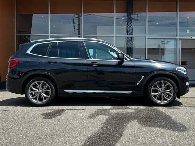 ＢＭＷ Ｘ３ 富山県 2018(平30)年 1.1万km 黒 ハイラインパッケージ/黒革シート/360°カメラ/フルセグTV/純正前後ドラレコ/Bluetooth接続/Screen Mirroring/FM/AMラジオ/DVD/CD再生/ドライビングアシスト/パークアシスト/アダプティブLED/ワイヤレスチャージ/D/N席シートヒーター/D/N席パワーシート/WAC/ACC/パワーバックドア