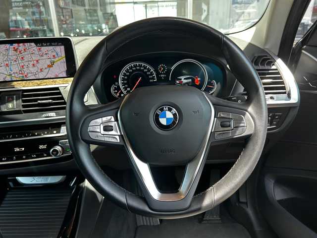 ＢＭＷ Ｘ３ 富山県 2018(平30)年 1.1万km 黒 ハイラインパッケージ/黒革シート/360°カメラ/フルセグTV/純正前後ドラレコ/Bluetooth接続/Screen Mirroring/FM/AMラジオ/DVD/CD再生/ドライビングアシスト/パークアシスト/アダプティブLED/ワイヤレスチャージ/D/N席シートヒーター/D/N席パワーシート/WAC/ACC/パワーバックドア