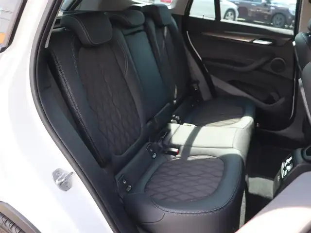 ＢＭＷ Ｘ１ xDrive 18d xライン 長野県 2020(令2)年 5.8万km ミネラルホワイト ハーフレザーシート　/純正ナビ　/バックカメラ　/純正１８ＡＷ　/ＬＥＤライト　/コンフォートアクセス　/衝突軽減Ｂ　/レーンディパチャーＷ　/パークディスタンスＣ　/パーキングアシスト　/アンビエントライト
