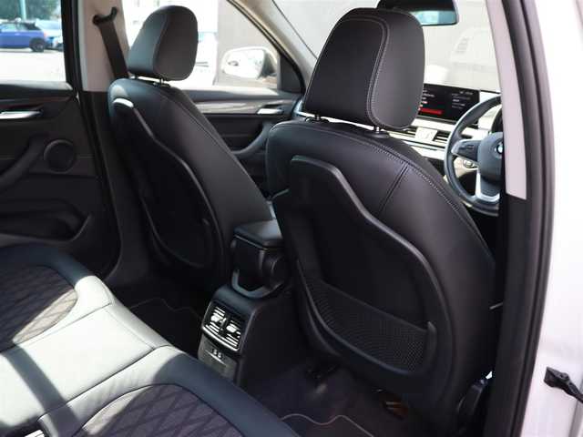 ＢＭＷ Ｘ１ xDrive 18d xライン 長野県 2020(令2)年 5.8万km ミネラルホワイト ハーフレザーシート　/純正ナビ　/バックカメラ　/純正１８ＡＷ　/ＬＥＤライト　/コンフォートアクセス　/衝突軽減Ｂ　/レーンディパチャーＷ　/パークディスタンスＣ　/パーキングアシスト　/アンビエントライト