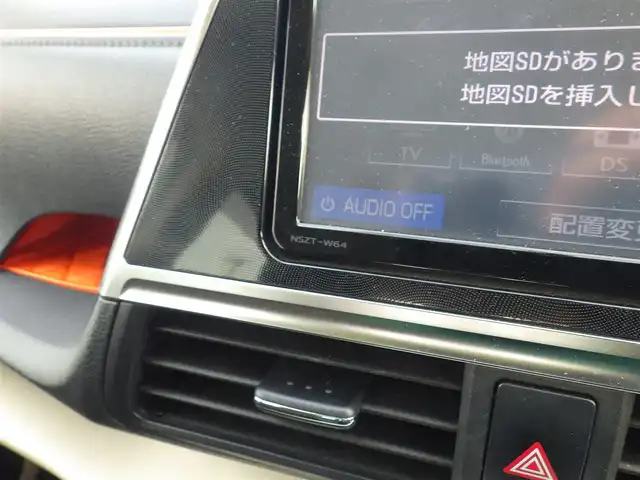 トヨタ シエンタ ハイブリッド G 千葉県 2016(平28)年 5.6万km ホワイトパールクリスタルシャイン ワンオーナー/両側パワースライドドア/純正SDナビ/地デジTV/【DVD/CD再生機能　Bluetooth接続】/バックカメラ/革巻きステアリング/ステアリングスイッチ/ETC/LEDヘッドライト/ウインカーミラー/純正15インチアルミホイル/スマートキー