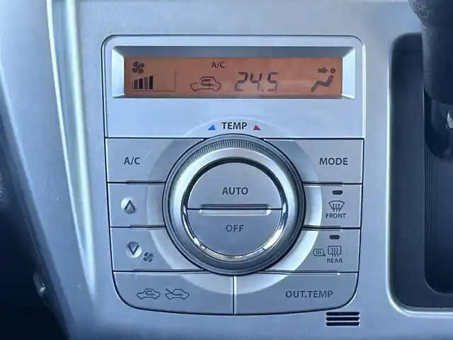 マツダ フレア クロスオーバー XS 島根県 2015(平27)年 11.1万km 青／白 登録時走行距離110350km/クラリオン オーディオ（AM・FM・CD）/シートヒーター（運転席）/衝突被害軽減ブレーキ/横滑り防止装置/アイドリングストップ/LEDヘッドランプ（オート）/フォグランプ/ETC/ドライブレコーダー/プッシュスタート/スマートキー/ドアバイザー/15インチ純正AW/禁煙車