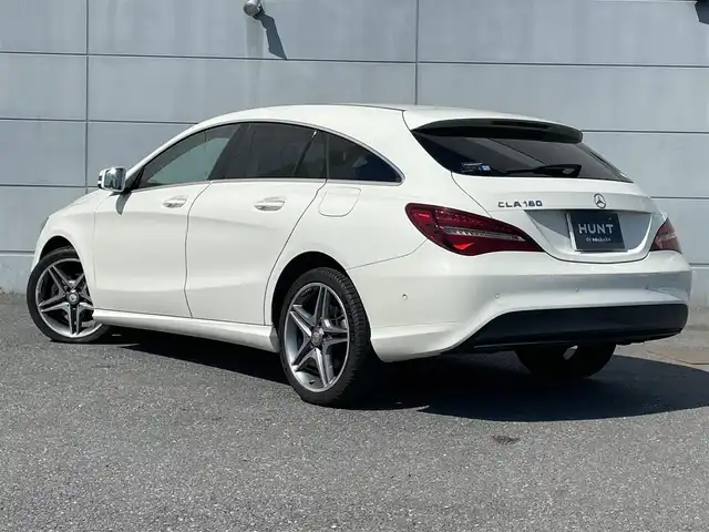 メルセデス・ベンツ ＣＬＡ１８０ Sブレイク 千葉県 2017(平29)年 4.8万km カルサイトホワイト レーダーセーフティパッケージ/・衝突軽減ブレーキ/レーンキープアシスト/・レーダークルーズコントロール/・ブラインドスポットモニター/クリアランスソナー/純正メーカーナビ/　フルセグ/BT/DVD/CD/USB/バックカメラ/パドルシフト/ステアリングスイッチ/ETC/ハーフレザーシート/シートヒーター(D/N席)/パワーバックドア/キーレスエントリー/LEDヘッドライト/オートライト/純正フロアマット/純正18インチAW