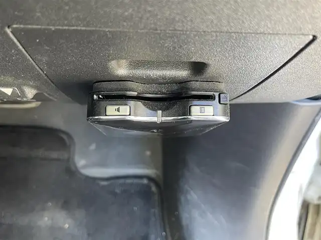 トヨタ ＦＪクルーザー 滋賀県 2011(平23)年 14.4万km ホワイト 社外9インチナビ/【Bluetooth/CD/DVD/フルセグTV/USB】/バックカメラ/リアソナー/リアデフロック/社外LEDヘッドライト/トランスファー【L4/H2/H4】/ETC/電動格納ミラー