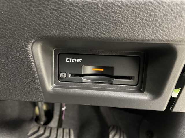 日産 セレナ e－4ORCE ハイウェイスターV 道央・札幌 2025(令7)年 0.1千km 白Ⅱ ・登録済未使用車 /4WD/HV/・エマージェンシーブレーキ/・純正12.3インチナビ  BT/フルセグ/USB//・アラウンドビューモニター/・11インチ純正フリップダウンモニター/・プロパイロット/・クリアビューパッケージ/・両側パワースライドドア/・インテリジェントクルーズコントロール/・ハーフレザーシート/シートヒーター/・ステアリングヒーター/・オートマチックハイビーム/LEDライト/・インテリジェントルームミラー/ドラレコ前後/・ETC2.0/AC100V/・インテリジェントキー×2