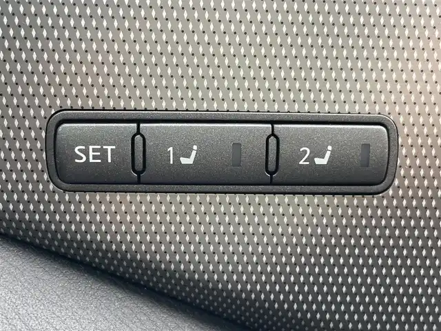日産 スカイライン ハイブリッド 350GT Type SP 福岡県 2015(平27)年 11.6万km スーパーブラック 純正メーカーナビ/Bluetooth対応/ワンセグTV/バックカメラ/360度カメラ/レーダークルーズコントロール/パドルシフト/ドライブレコーダー/前席パワーシート（運転席メモリ付）/シートヒーター/ビルトインETC/純正フロアマット/純正アルミホイール/全席レザーシート/プッシュスタート/取扱説明書/スペアキー/スマートキー