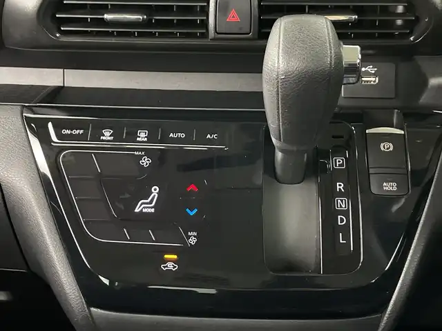 日産 ルークス HWS X プロパイロットED 愛知県 2021(令3)年 1.7万km パープルⅡ 禁煙車/純正9インチナビ/（CD/DVD/Bluetooth/フルセグTV/SD)/全方位カメラ/衝突軽減ブレーキ/プロパイロット/レーンキープアシスト/レーダークルーズコントロール/オートマチックハイビーム/クリアランスソナー/ETC/ドライブレコーダー/両側パワースライドドア/純正14インチアルミホイール/アイドリングストップ/スマートキー/プッシュスタート/LEDヘッドライト/フロントフォグランプ/電子パーキングブレーキ/オートホールド/横滑り防止装置/電動格納ミラー/純正フロアマット