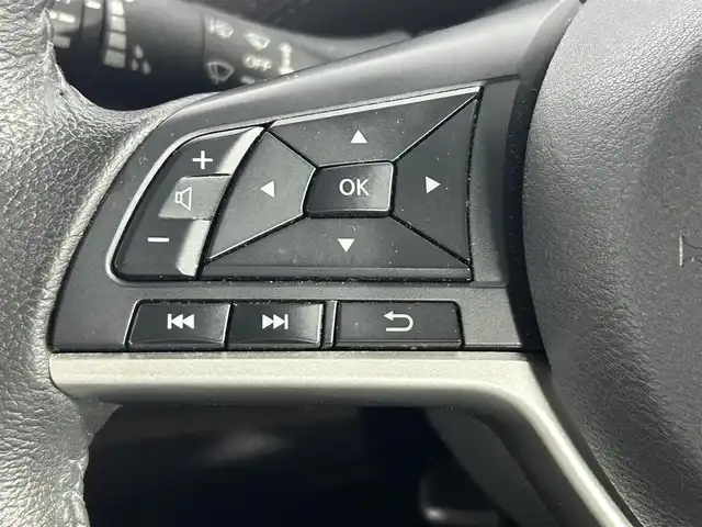 日産 セレナ ハイウェイスター V 佐賀県 2021(令3)年 4.5万km ブリリアントホワイトパール ワンオーナー/プロパイロット/純正ナビ/アラウンドビューモニター/後席純正モニター/CD/DVD/BD・BT/SD/USB/ステアリングリモコン/電子パーキングブレーキ/両側パワースライドドア/左側ハンズフリースライドドア/純正ドライブレコーダー/デジタルインナーミラー/ETC/プッシュスタート/フロアマット/ドアバイザー/後席ロールサンシェード