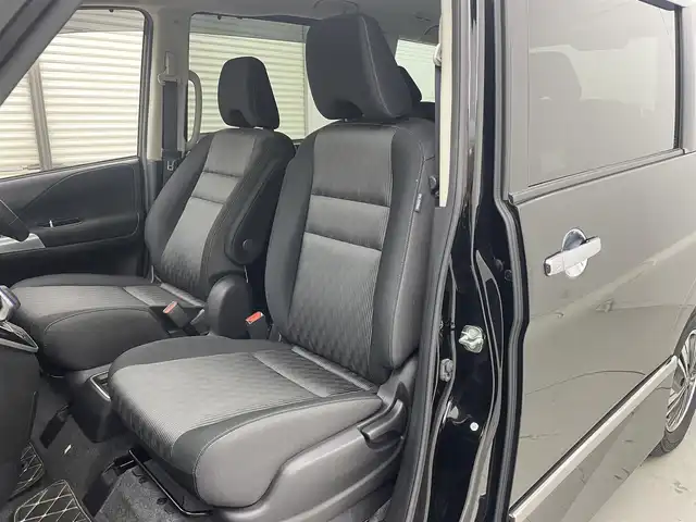 日産 セレナ 茨城県 2022(令4)年 3.7万km ダイヤモンドブラック 純正ナビ/プロパイロット/フルセグ視聴可/Bluetooth接続/ETC/ドラレコ/USB入力端子/WAC/全方位カメラ/デジタルインナーミラー/ステアリングヒーター/シートヒーター（D＋N席）/オートマチックハイビーム