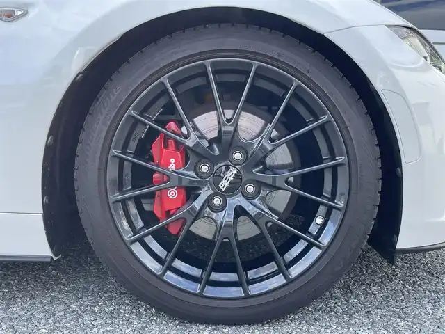 マツダ ロードスター ＲＦ VS テラコッタセレクション 兵庫県 2022(令4)年 0.7万km スノーフレイクホワイトパールマイカ /ワンオーナー//OP ドアミラー（ピアノブラック）//OP ブレンボキャリパー（レッド）//OP BBS製17インチAW//社外ビルシュタインショックアブソーバー//OP リヤスポイラー//ナッパレザーシート（テラコッタカラー）//シートヒーター//BOSEサウンドシステム//純正SDナビ//地デジ/DVD/BT/USB//ステアリングリモコン//ビルトインETC//クルーズコントロール//リヤパーキングセンサー//SCBS//BSM//車線逸脱警報//交通標識認識システム//ドライバーアテンションアラート//ハイビームコントロールシステム//R5/6/7年ディーラー点検記録簿