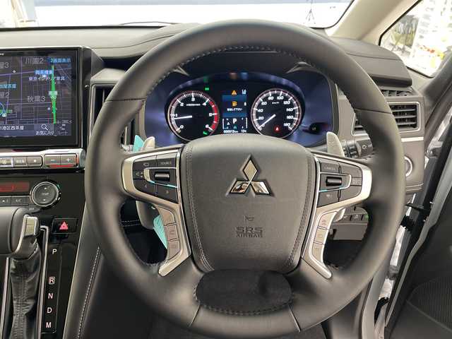 三菱 デリカＤ：５ シャモニー 愛知県 2025(令7)年 0.1千km 白Ⅱ 登録済未使用車/純正11型ナビ/全方位カメラ/レーダークルーズコントロール/バックカメラ/電動リアゲート/純正アルミホイール/ブラインドスポットモニター/両側パワースライドドア/４ＷＤ/LEDヘッドライト/パドルシフト/ステアリングヒーター/オートマチックハイビーム/ステアリングスイッチ/スマートキー/プッシュスタート