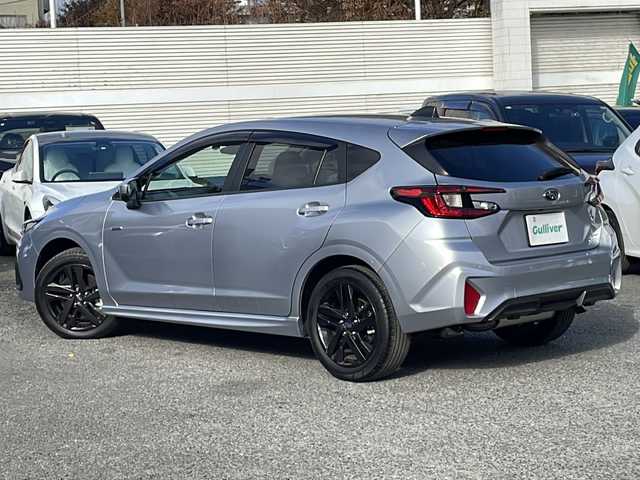 スバル インプレッサ ST－G 東京都 2024(令6)年 0.6万km アイスシルバーメタリック ワンオーナー/新車時保証書　整備記録簿/取扱説明書　ナビ説明書/アイサイトセイフティープラス/プリクラッシュブレーキ/レーダークルーズコントロール/アクティブレーンキープ/AT誤発進抑制制御【前後】/純正ナビ/フルセグTV/BT/USB/AppleCarplay/360度カメラ　ETC【2.0】/ドライブレコーダー【前後】/Fシートヒーター　ハンドルヒーター/フロントパワーシート/LEDヘッドライト/オートライト/スマートキー×2【キータグ有】/パドルシフト付革巻きハンドル/純正17インチアルミ