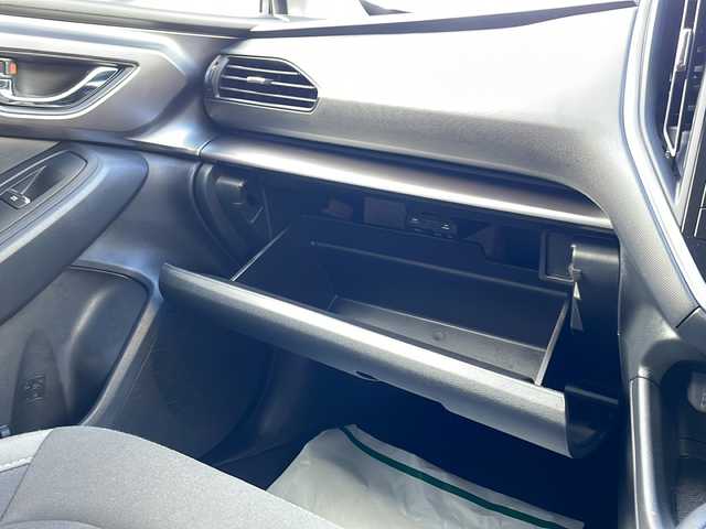 スバル インプレッサ ST－G 東京都 2024(令6)年 0.6万km アイスシルバーメタリック ワンオーナー/新車時保証書　整備記録簿/取扱説明書　ナビ説明書/アイサイトセイフティープラス/プリクラッシュブレーキ/レーダークルーズコントロール/アクティブレーンキープ/AT誤発進抑制制御【前後】/純正ナビ/フルセグTV/BT/USB/AppleCarplay/360度カメラ　ETC【2.0】/ドライブレコーダー【前後】/Fシートヒーター　ハンドルヒーター/フロントパワーシート/LEDヘッドライト/オートライト/スマートキー×2【キータグ有】/パドルシフト付革巻きハンドル/純正17インチアルミ