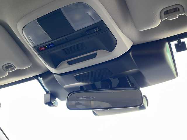 スバル インプレッサ ST－G 東京都 2024(令6)年 0.6万km アイスシルバーメタリック ワンオーナー/新車時保証書　整備記録簿/取扱説明書　ナビ説明書/アイサイトセイフティープラス/プリクラッシュブレーキ/レーダークルーズコントロール/アクティブレーンキープ/AT誤発進抑制制御【前後】/純正ナビ/フルセグTV/BT/USB/AppleCarplay/360度カメラ　ETC【2.0】/ドライブレコーダー【前後】/Fシートヒーター　ハンドルヒーター/フロントパワーシート/LEDヘッドライト/オートライト/スマートキー×2【キータグ有】/パドルシフト付革巻きハンドル/純正17インチアルミ