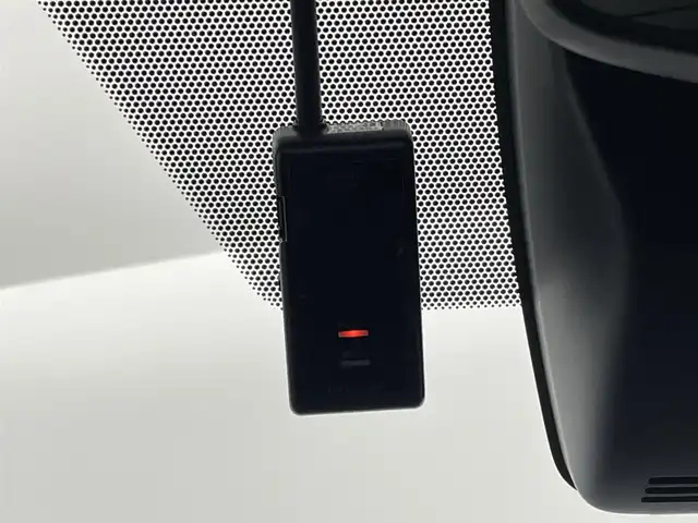 トヨタ ヴォクシー ZS GRスポーツ 埼玉県 2018(平30)年 2.1万km ブラッキッシュアゲハガラスフレーク 純正１０インチナビ　バックカメラ　ビルトインＥＴＣ２．０　ドライブレコーダー　セーフティセンス　クルーズコントロール　純正アルミホイール　スマートキー　オートハイビーム　ＬＥＤヘッドライト　地デジＴＶ