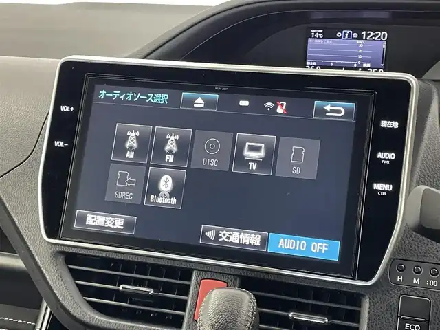 トヨタ ヴォクシー ZS GRスポーツ 埼玉県 2018(平30)年 2.1万km ブラッキッシュアゲハガラスフレーク 純正１０インチナビ　バックカメラ　ビルトインＥＴＣ２．０　ドライブレコーダー　セーフティセンス　クルーズコントロール　純正アルミホイール　スマートキー　オートハイビーム　ＬＥＤヘッドライト　地デジＴＶ