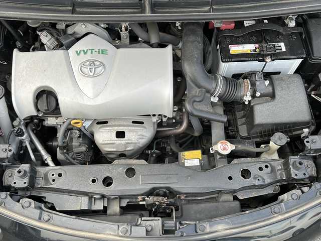 トヨタ シエンタ X 千葉県 2017(平29)年 7.1万km ブラックマイカ ワンオーナー/社外SDナビ/Bluetooth接続/CD/DVD再生/フルセグTV/ビルトインETC/片側パワースライドドア/横滑り防止装置/盗難防止装置/プッシュスタート/スマートキー/スペアキー×１本/ステアリングスイッチ/社外アルミホイール/取扱説明書